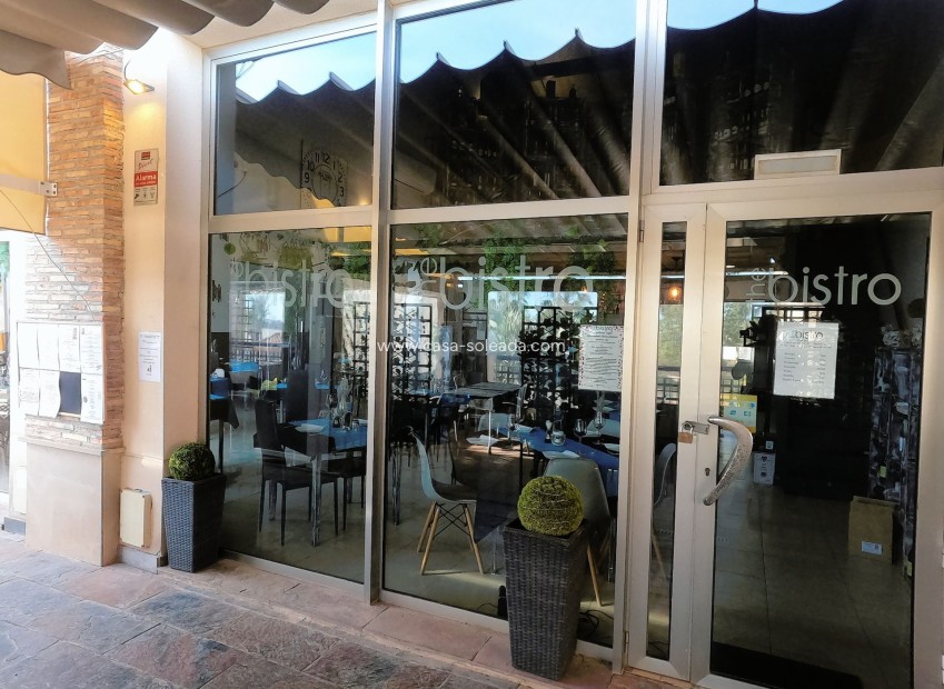 Revente - Commercial - Algorfa - La Finca Golf Resort
