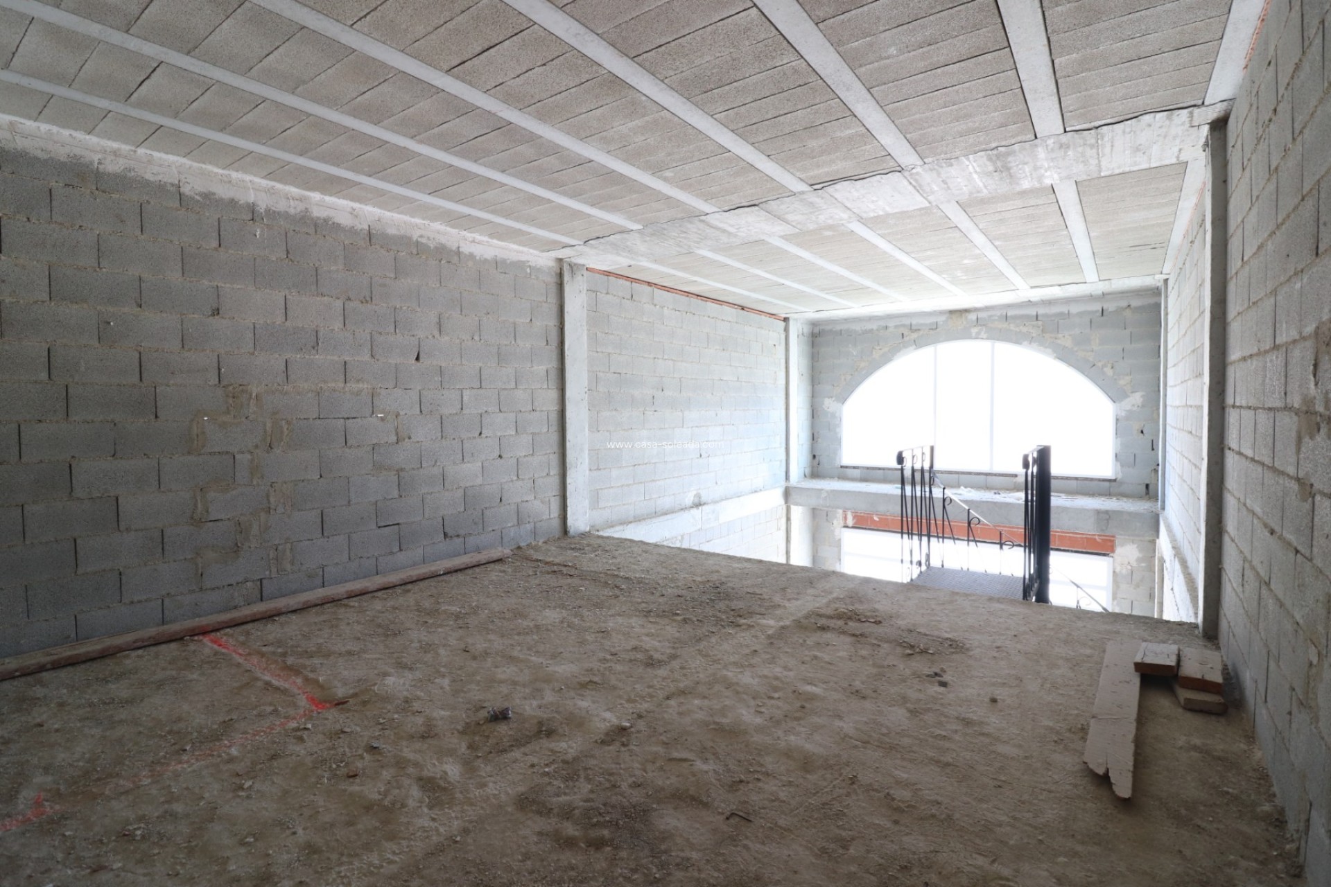Revente - Commercial - Benimar