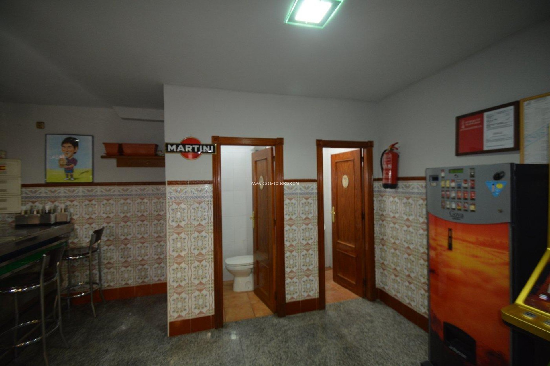 Revente - Commercial - Bigastro - Center