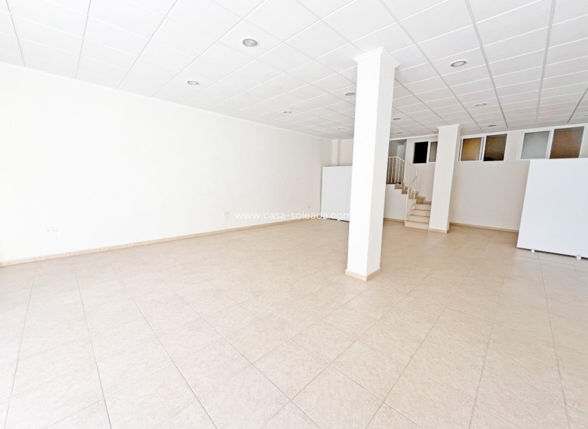 Revente - Commercial - Guardamar del Segura - Pueblo