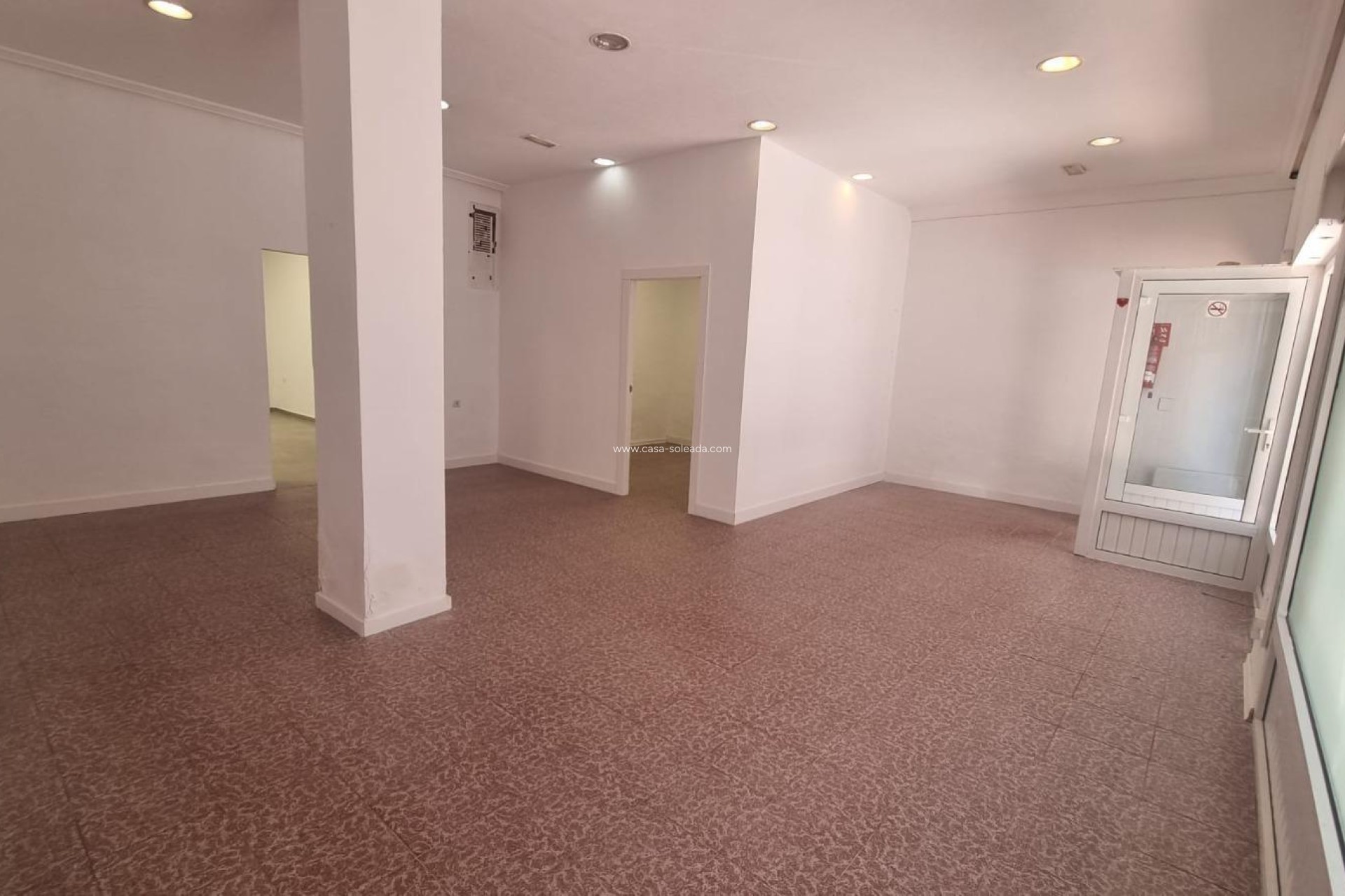 Revente - Commercial - Torrevieja - Center