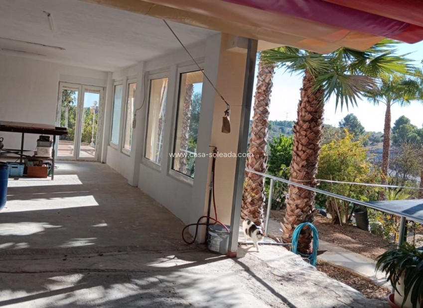 Revente - Country Property/Finca - Cautivador - Inland