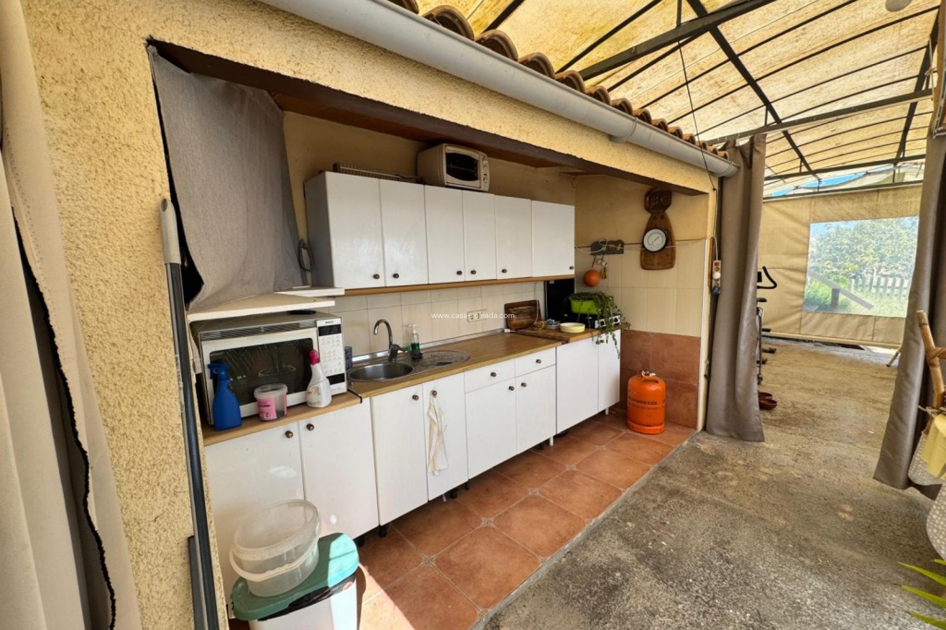 Revente - Country Property/Finca - Cautivador - Inland