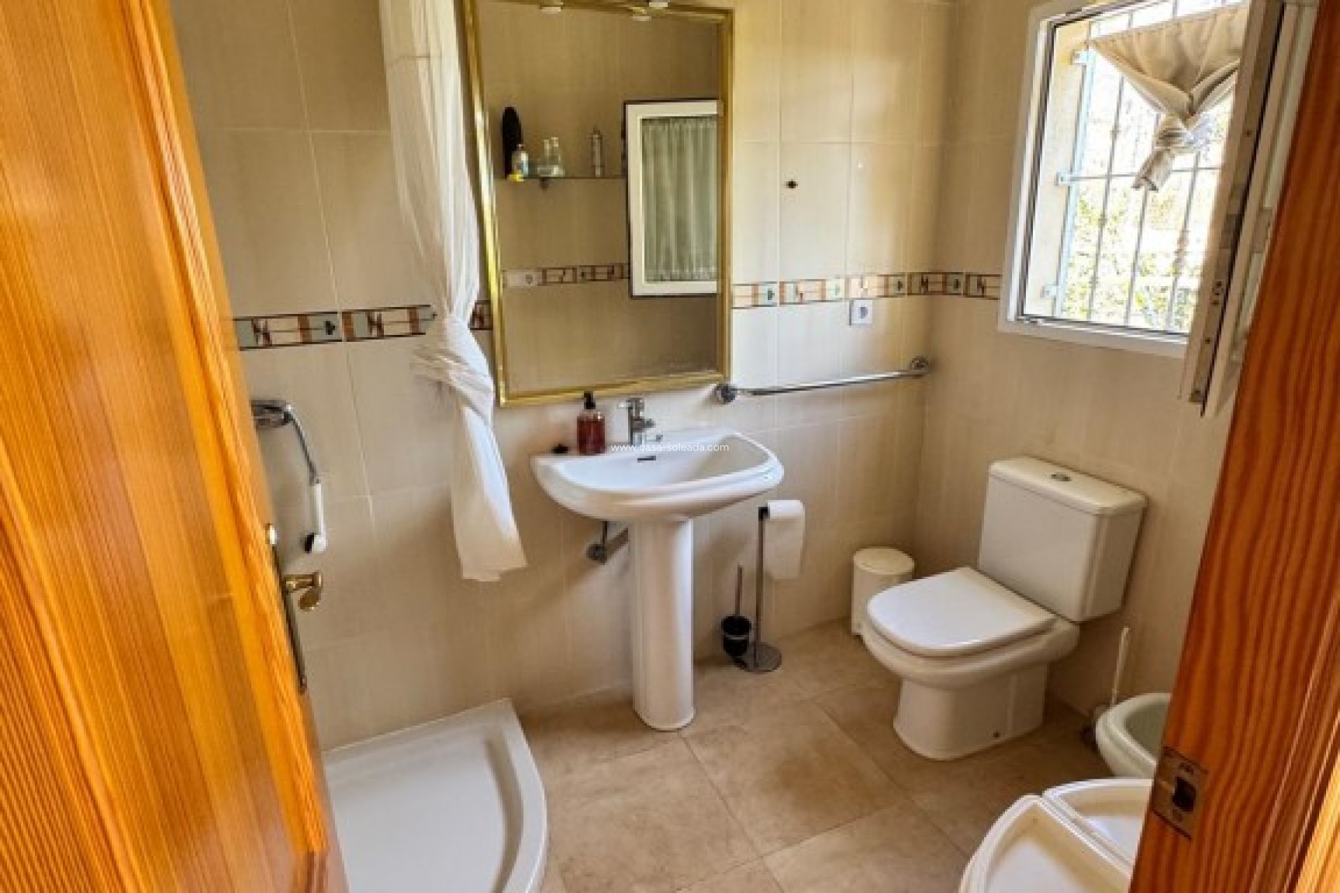 Revente - Country Property/Finca - Cautivador - Inland