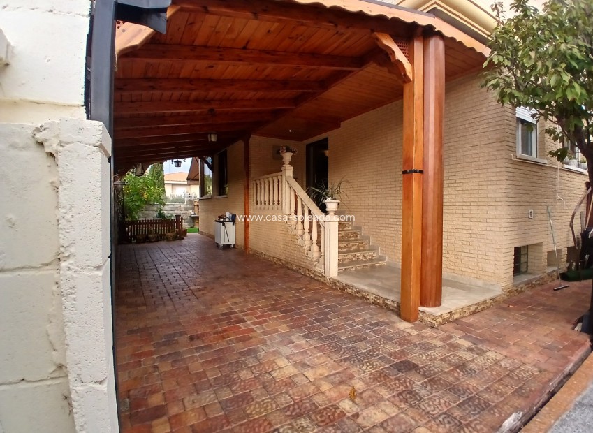 Revente - Maison de ville - Elda - Inland
