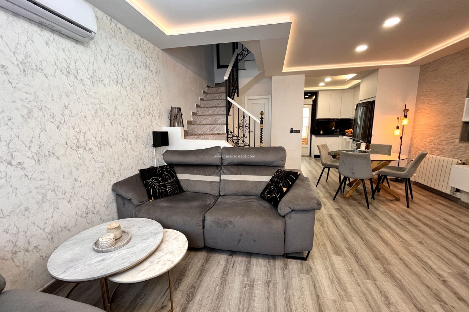 Revente - Maison de ville - Villamartin - Costa Blanca