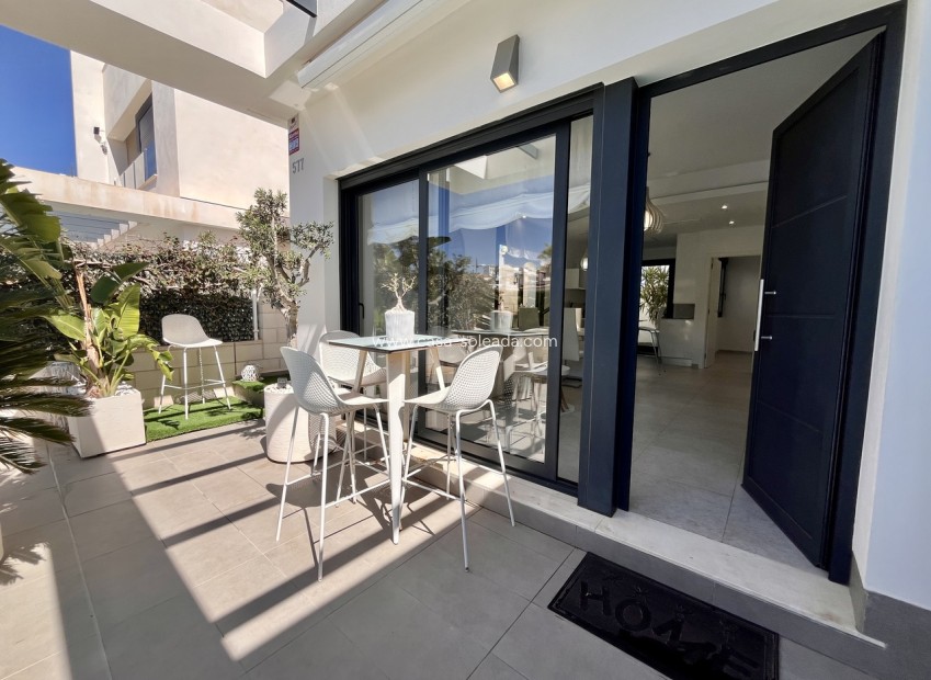 Revente - Maison de ville - Villamartin - Villamartín
