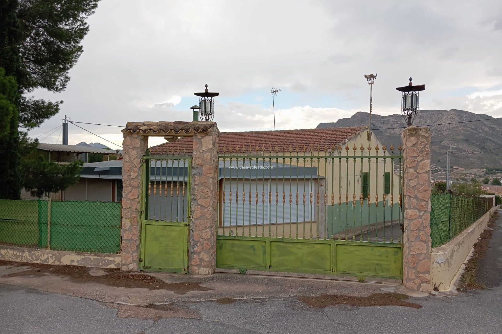 Revente - Maison de ville - Yecla - Inland