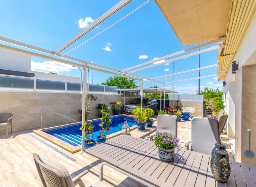 Revente - Villa - Daya Nueva - Costa Blanca