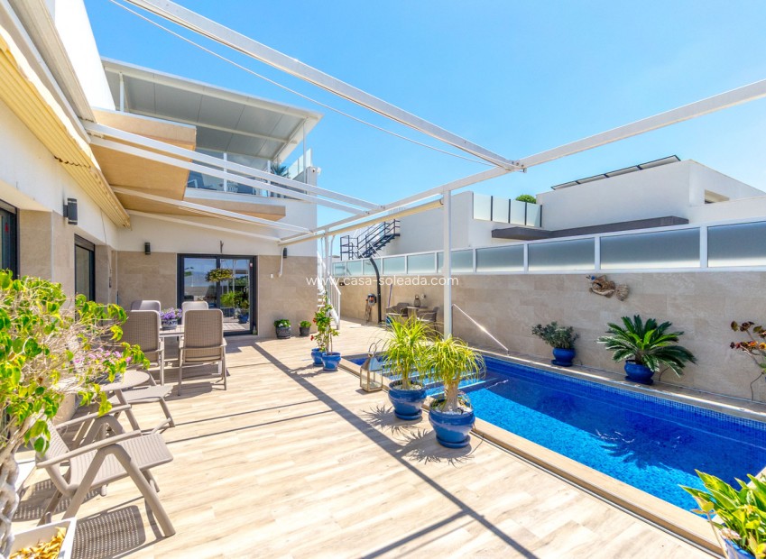 Revente - Villa - Daya Nueva - Costa Blanca