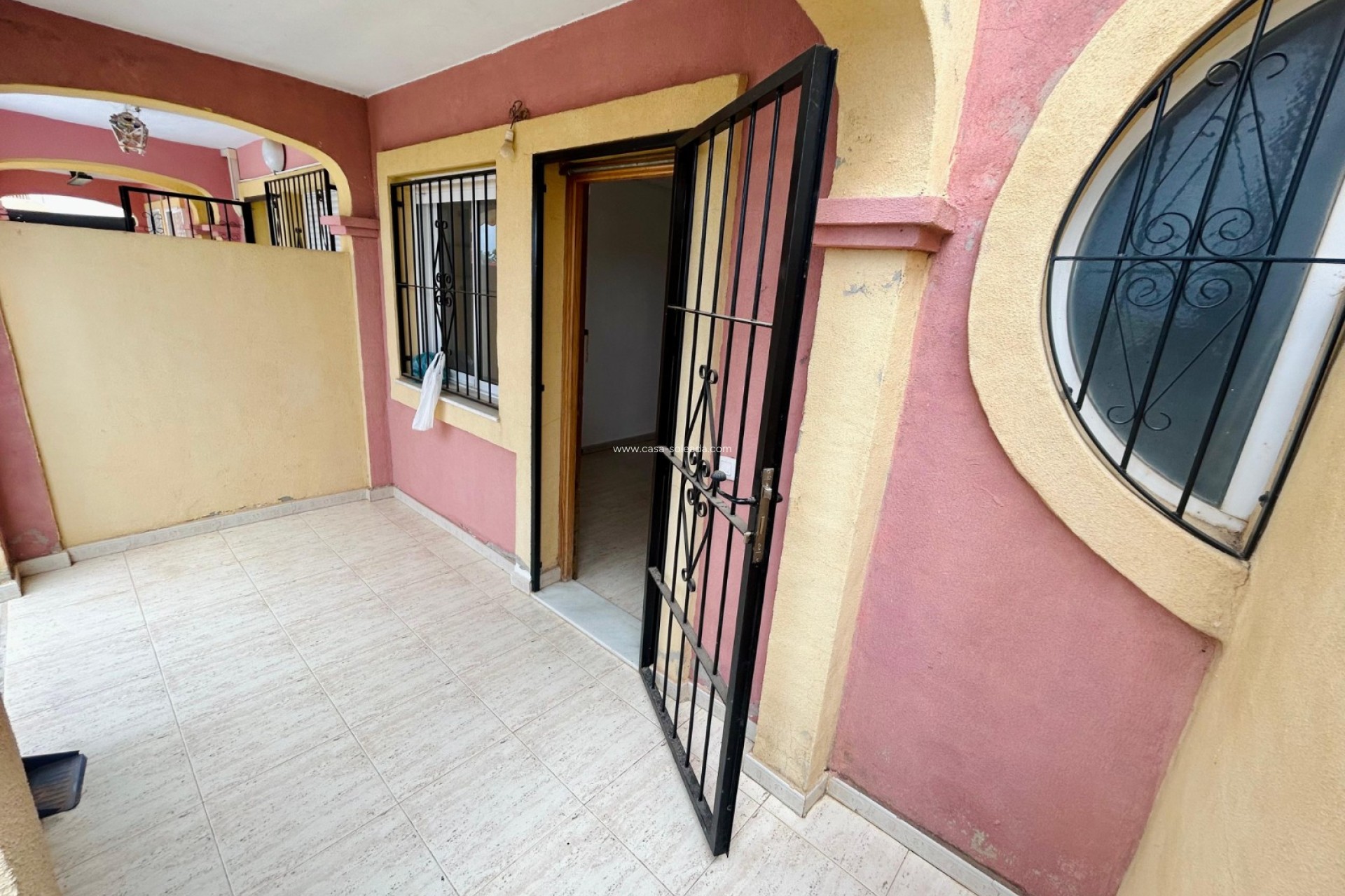 Revente - Villa - El Chaparral - Inland
