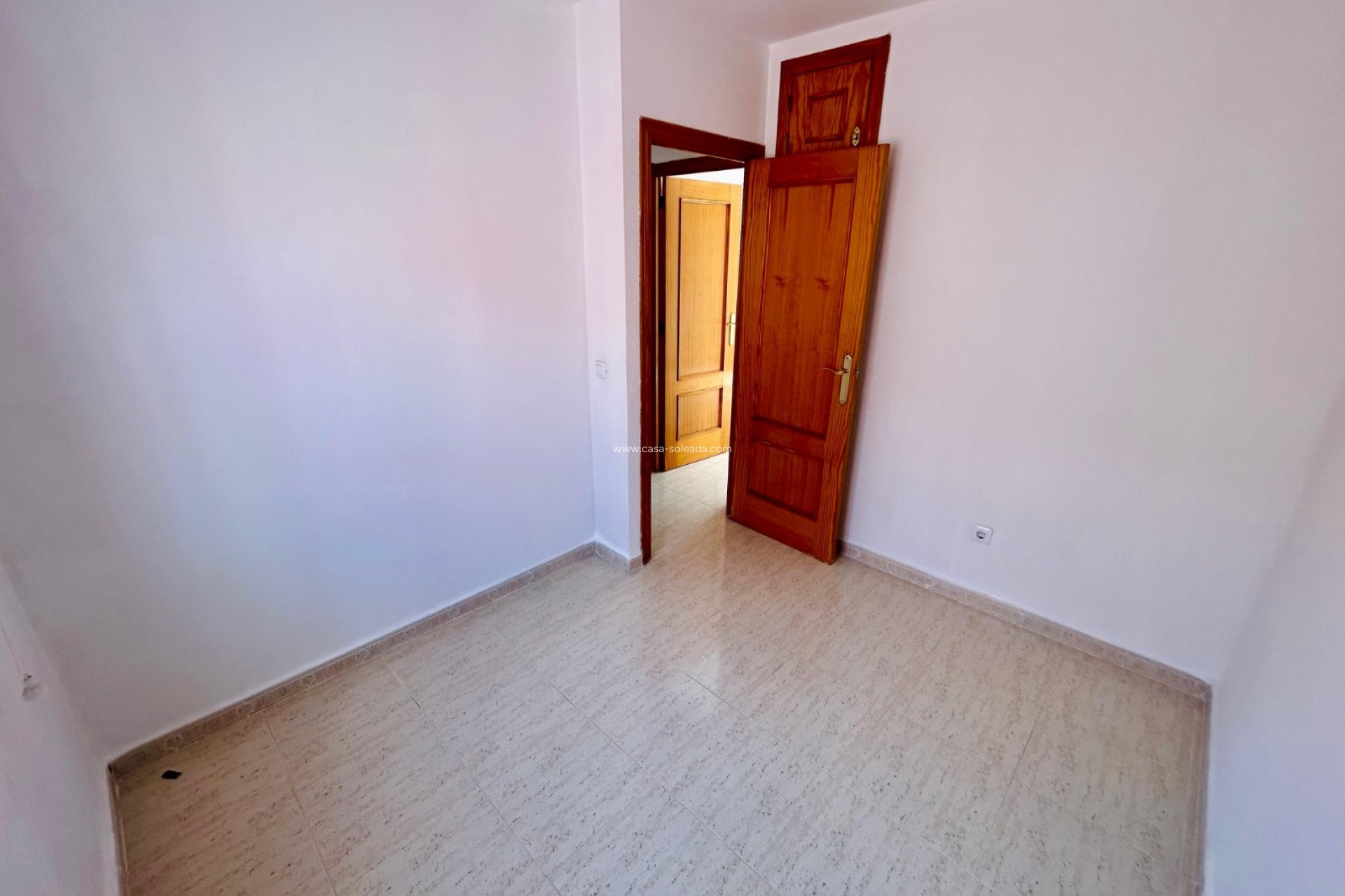Revente - Villa - El Chaparral - Inland