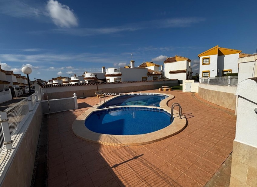 Revente - Villa - Guardamar del Segura - El Raso