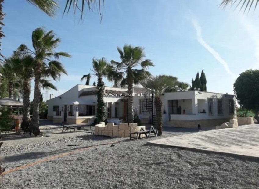 Revente - Villa - La Matanza - Inland