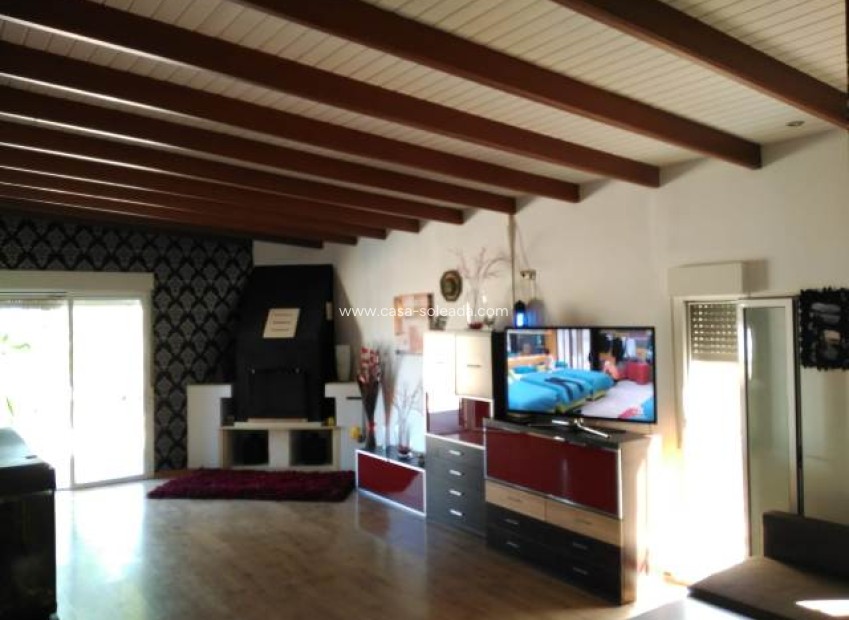 Revente - Villa - La Matanza - Inland