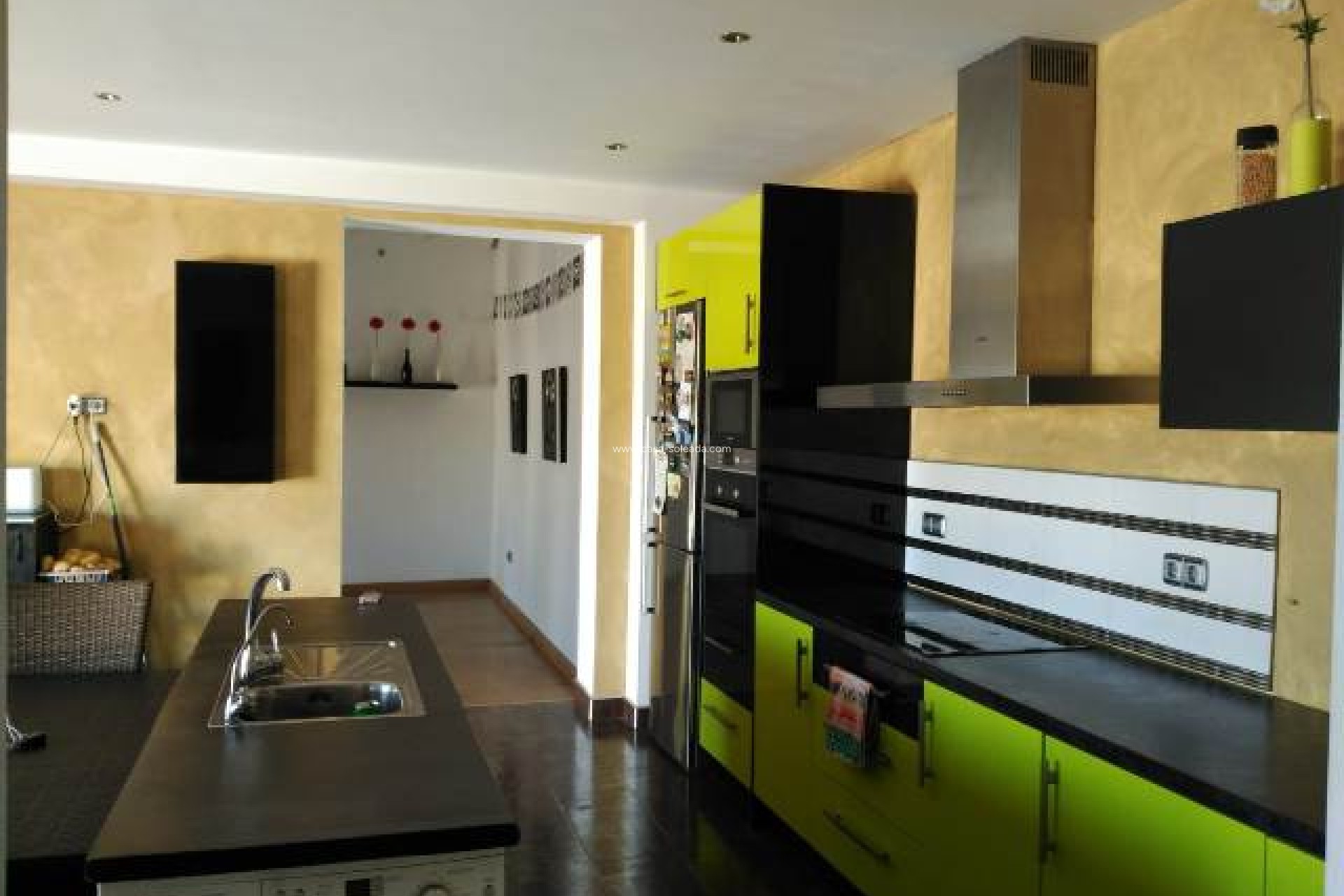 Revente - Villa - La Matanza - Inland