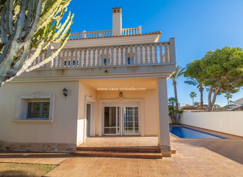Revente - Villa - Orihuela Costa - Cabo Roig