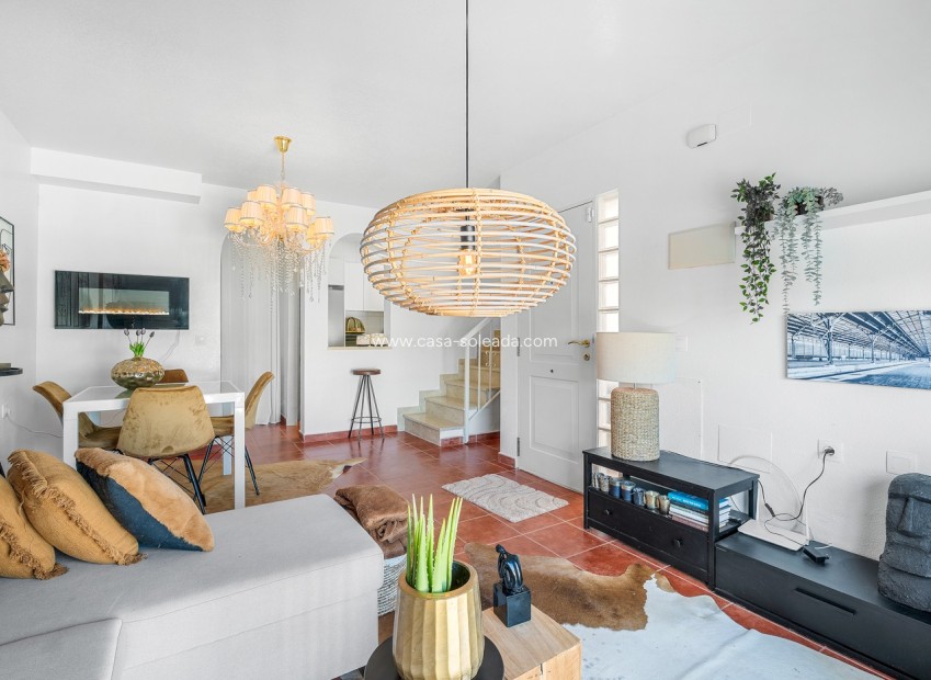 Revente - Villa - Orihuela Costa - Costa Blanca