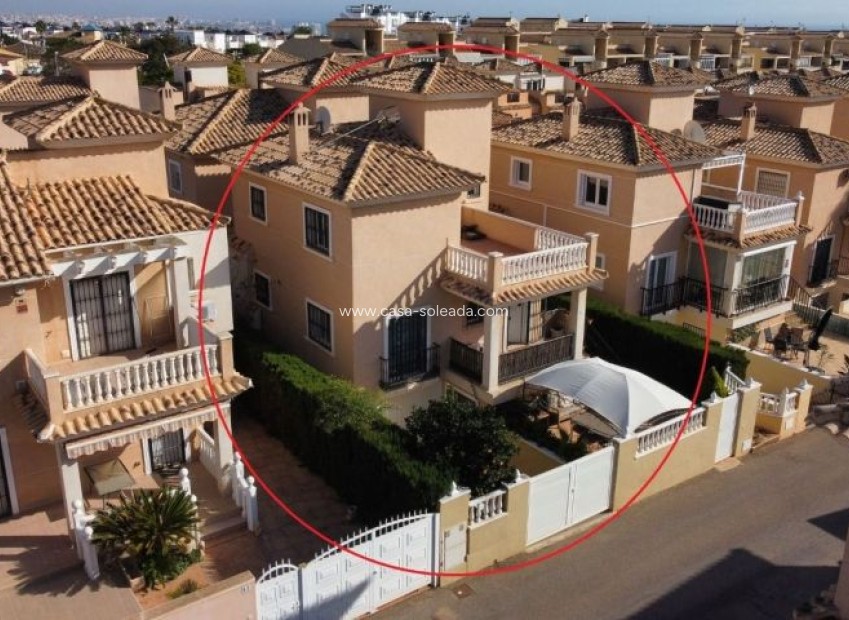 Revente - Villa - Orihuela Costa - Costa Blanca