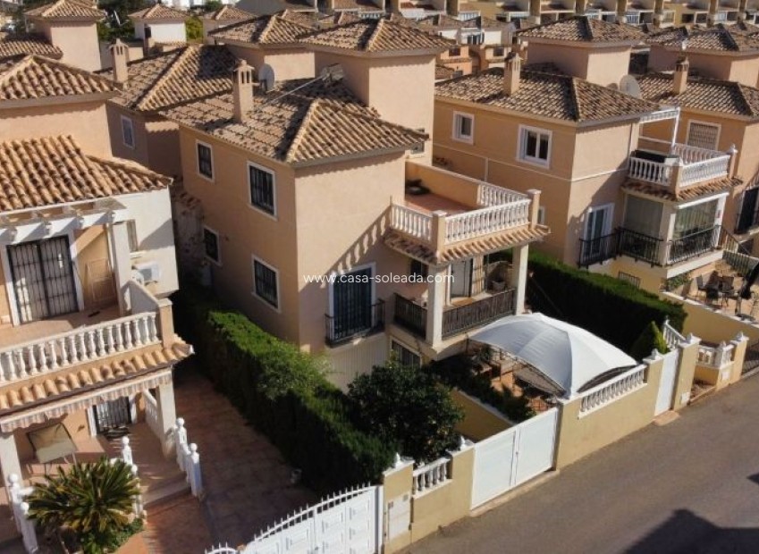 Revente - Villa - Orihuela Costa - Costa Blanca