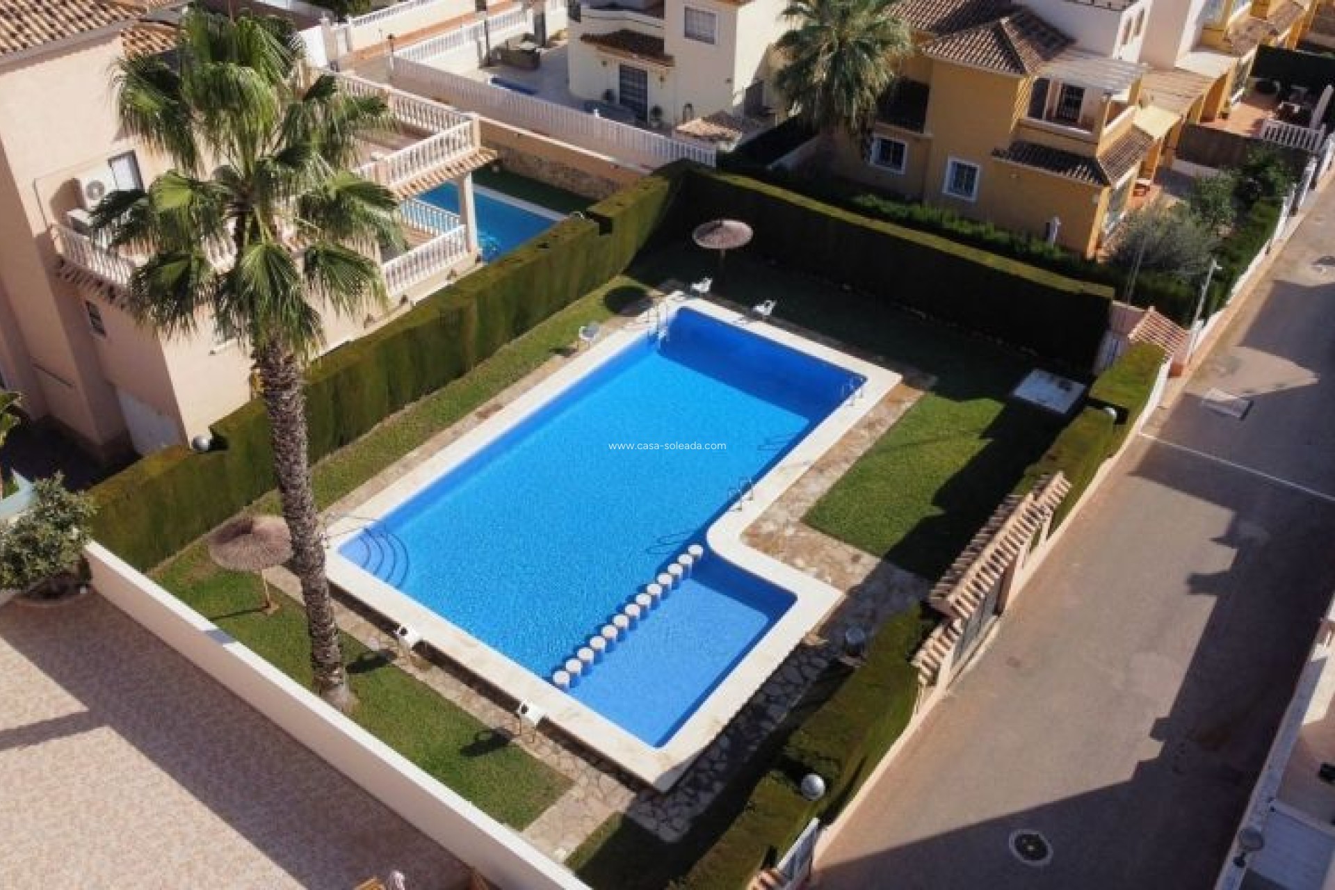 Revente - Villa - Orihuela Costa - Costa Blanca
