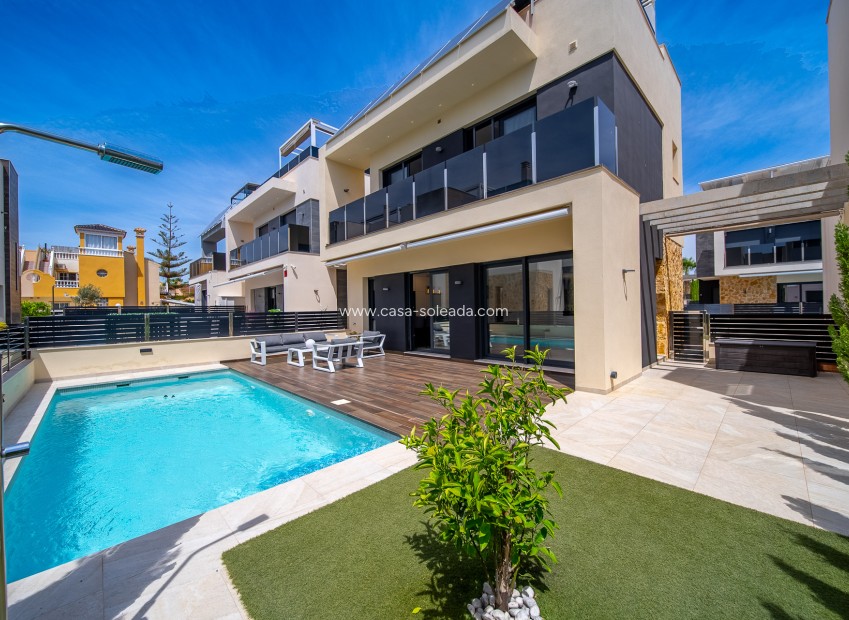 Revente - Villa - Orihuela Costa - Lomas de Cabo Roig