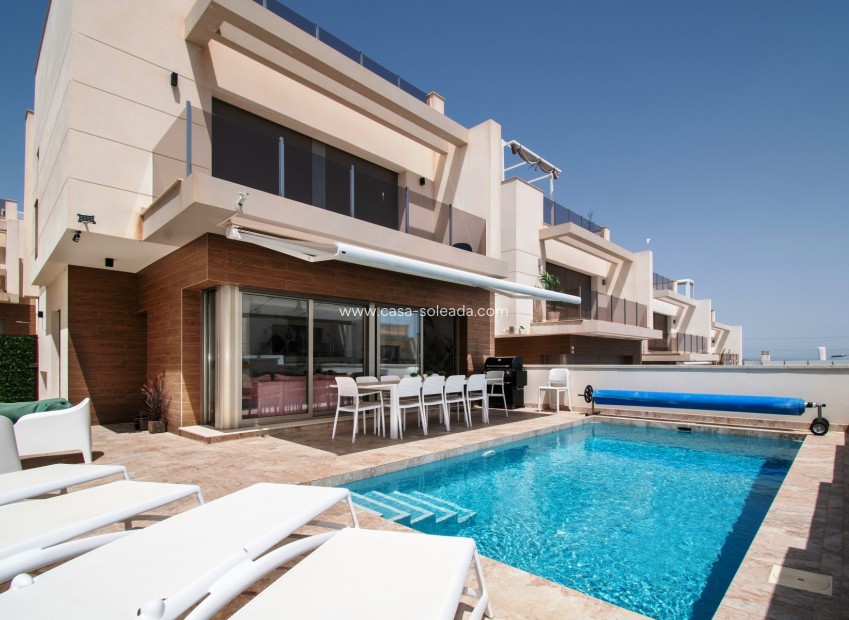 Revente - Villa - Orihuela Costa - Villamartín
