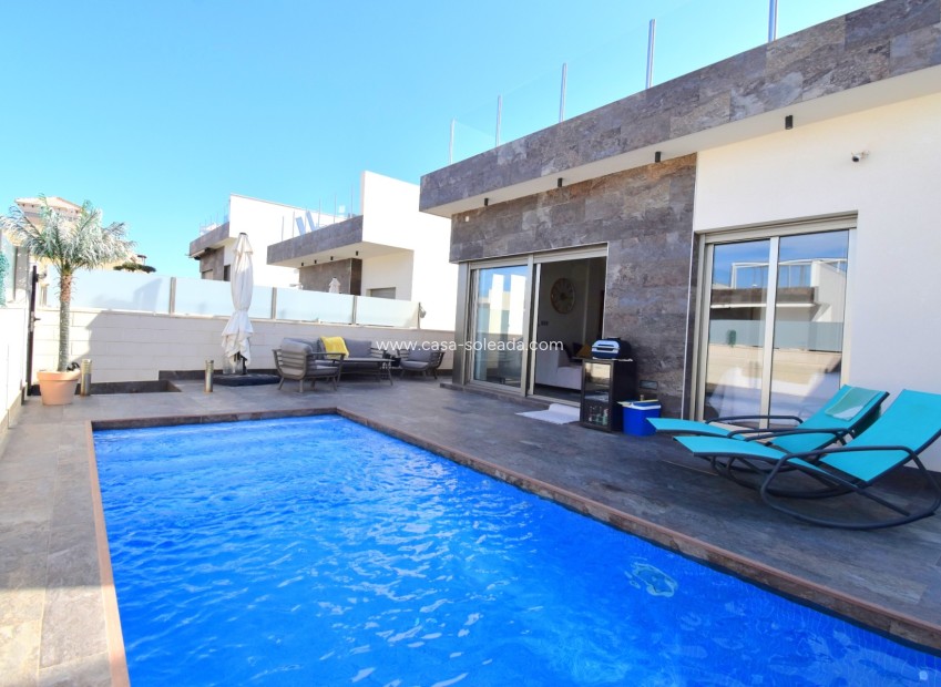 Revente - Villa - Orihuela Costa - Villamartín