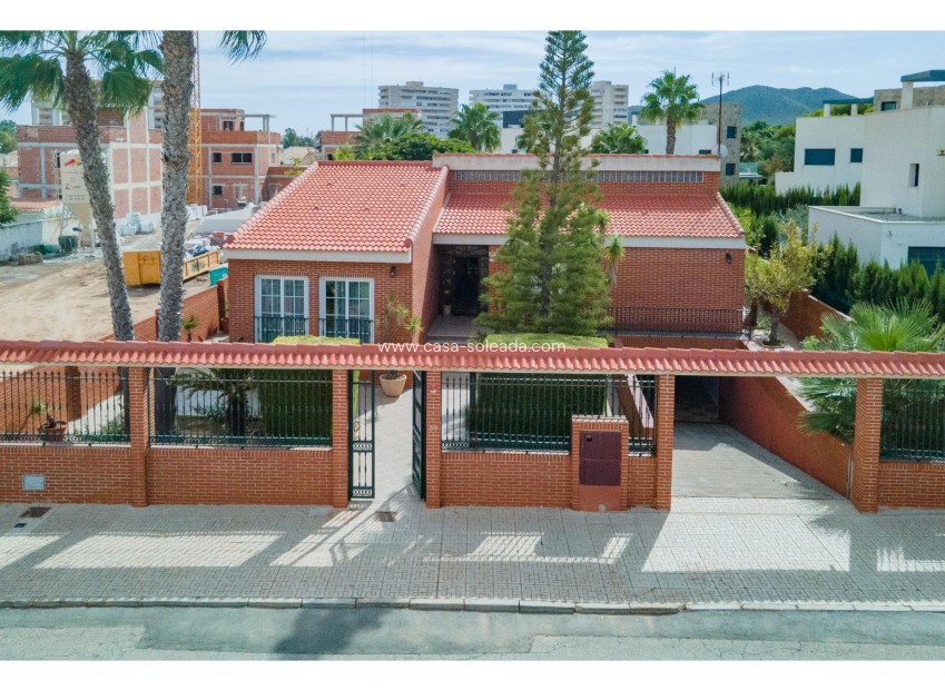 Revente - Villa - Playa Honda - Costa Calida