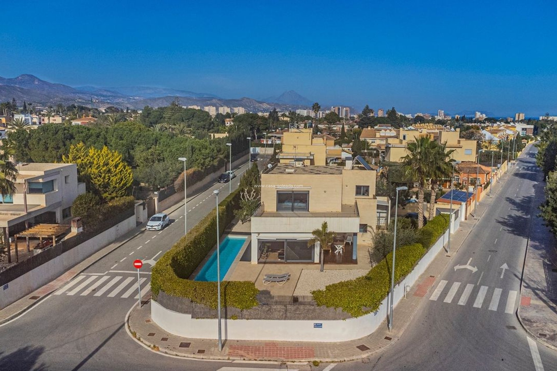 Revente - Villa - San Juan de Alicante