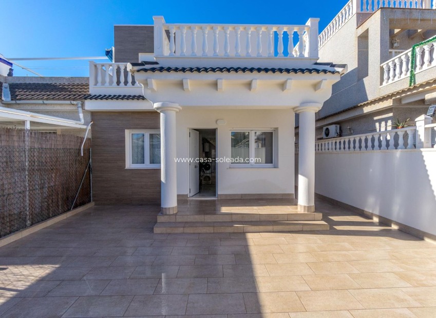 Revente - Villa - Torrevieja - El chaparral