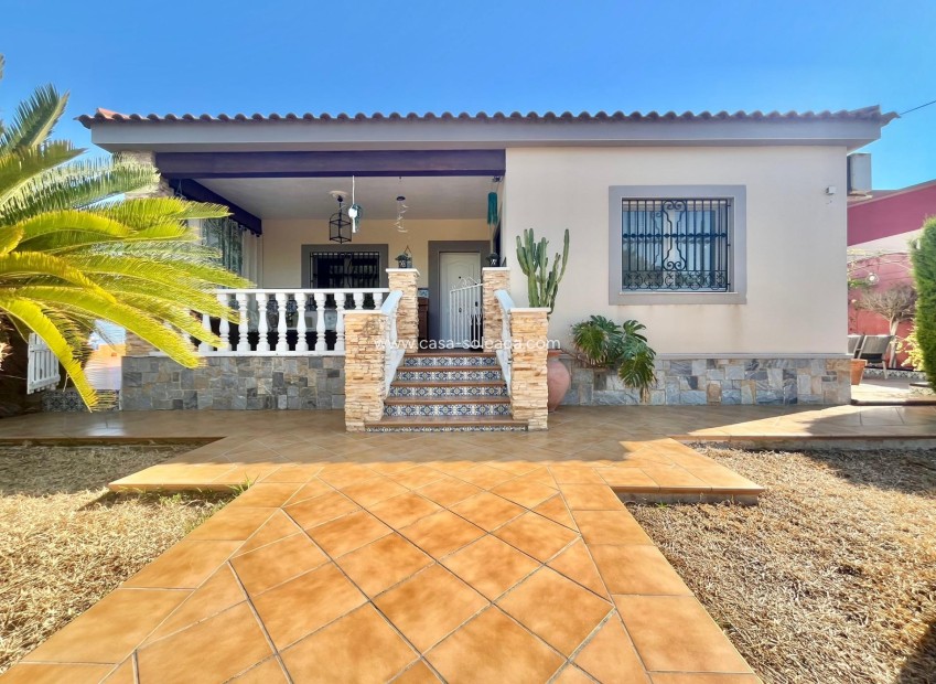 Revente - Villa - Torrevieja - Los Balcones