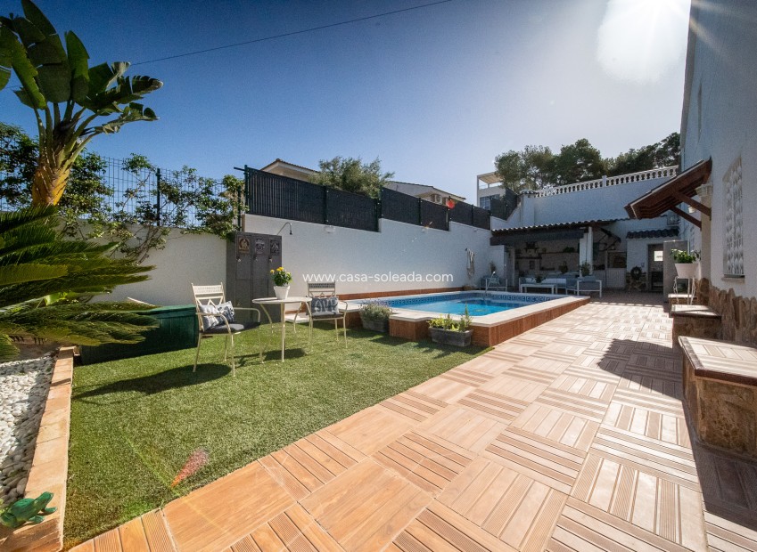 Revente - Villa - Torrevieja - Los Balcones