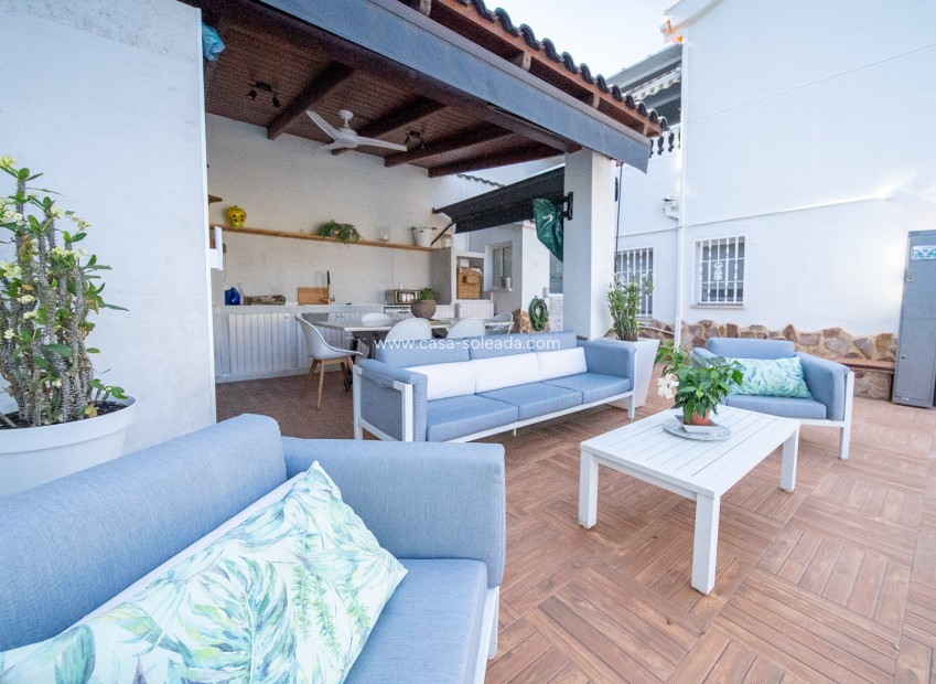 Revente - Villa - Torrevieja - Los Balcones