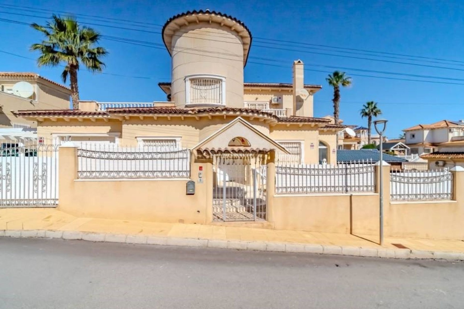 Revente - Villa - Villamartin - Villamartín