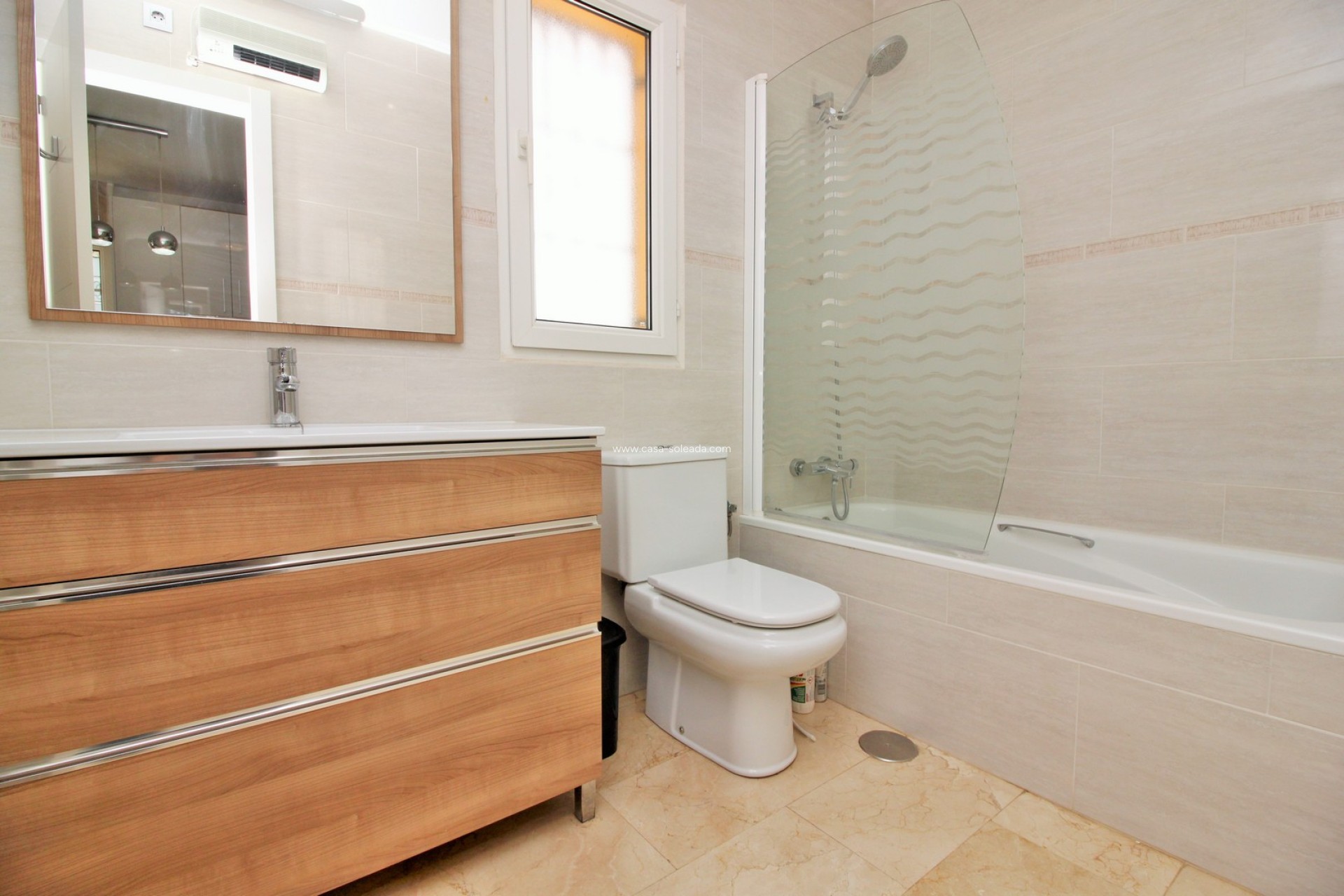 Revente - Villa - Villamartin - Villamartín