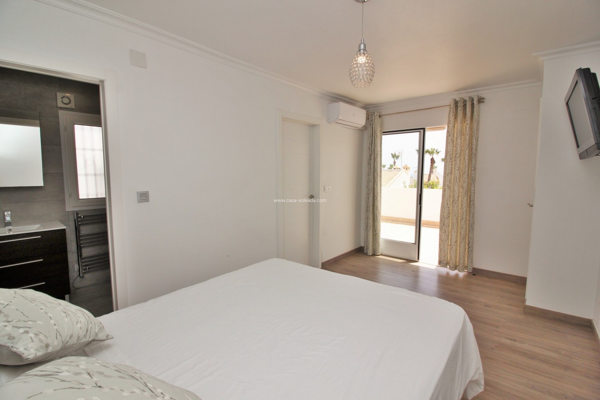 Revente - Villa - Villamartin - Villamartín