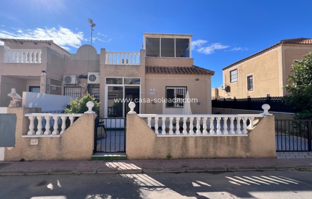 Stadthaus - Wiederverkauf - Torrevieja - La Siesta