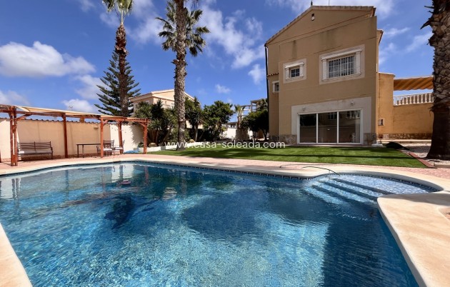 Villa - Herverkoop - La Zenia - La Zenia
