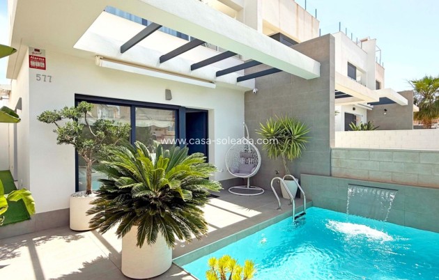 Villa - Herverkoop - Orihuela Costa - Villamartín