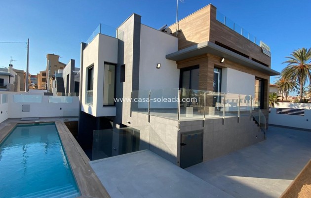 Villa - Obra nueva - Torrevieja - Torrevieja
