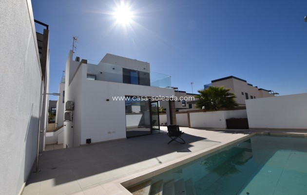 Villa - Resale - Benijófar - Benijófar