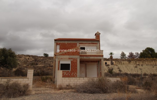 Villa - Resale - Fortuna - Inland