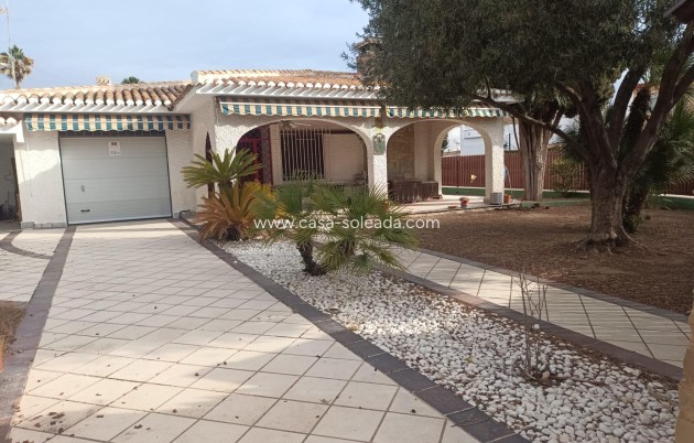 Villa - Resale - Orihuela Costa - CSRES-95125