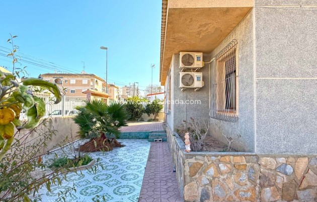 Villa - Reventa - Torrevieja - Torrevieja
