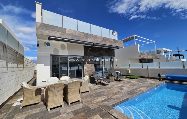 Villa - Reventa - Villamartin - Villamartín