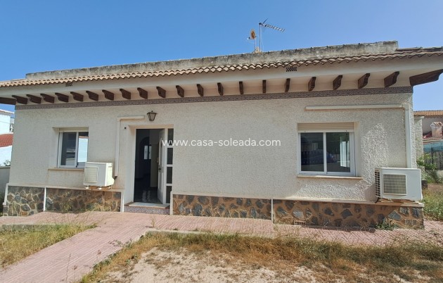 Villa - Reventa - Villamartin - Villamartín