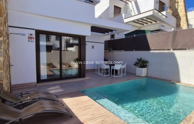 Villa - Revente - Villamartin - Villamartín