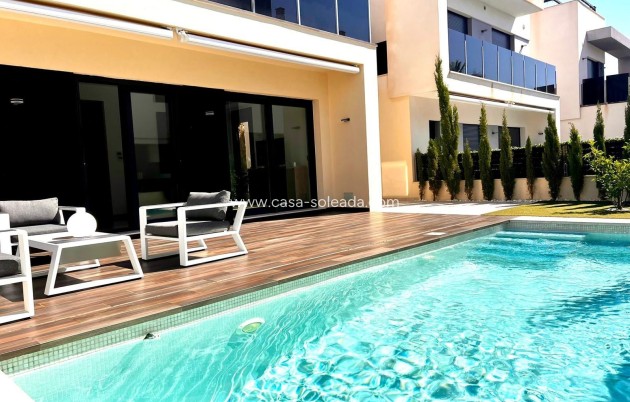 Villa - Wiederverkauf - Orihuela Costa - Lomas De Cabo Roig-los Dolses
