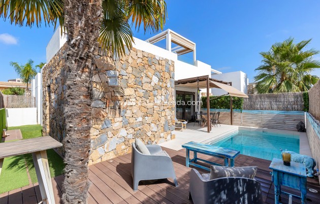 Villa - Wiederverkauf - Orihuela Costa - Lomas de Cabo Roig